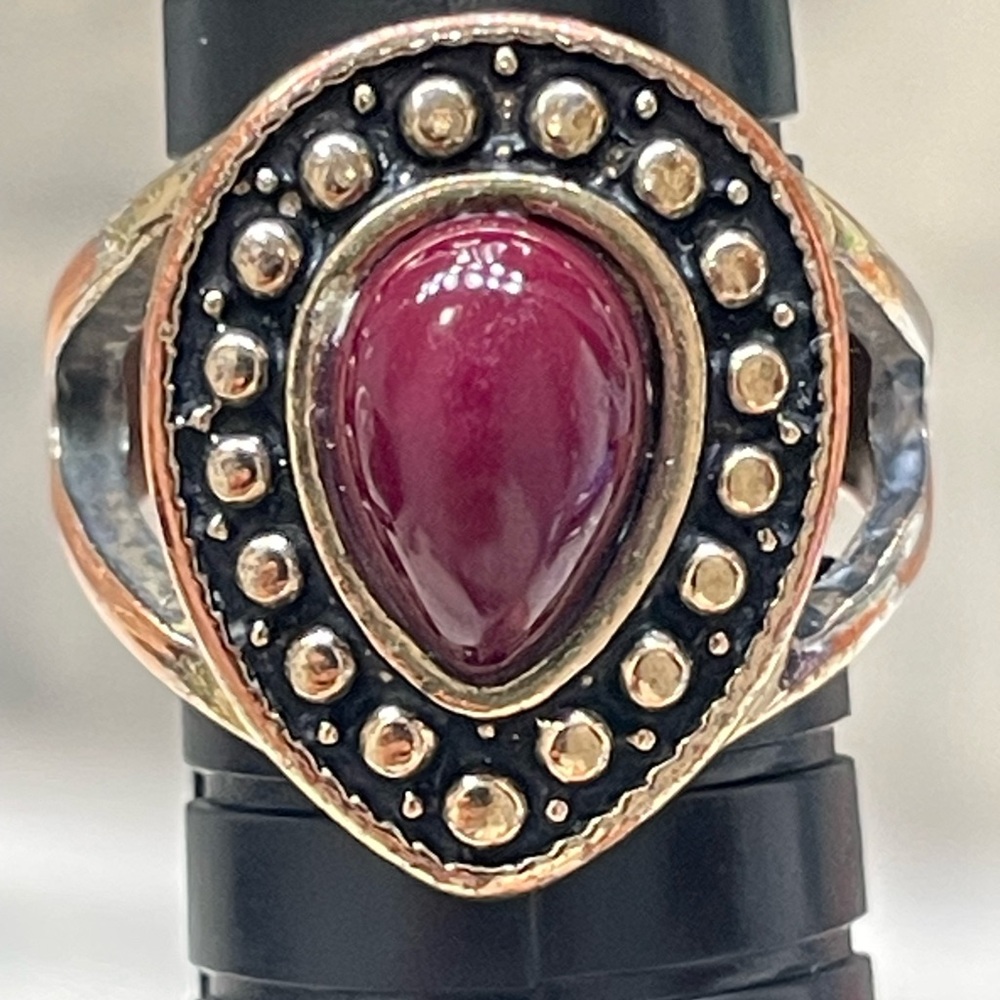 Boho Ruby Red Cabochon Statement Ring Size 7 Gold Tone Studded Artisan